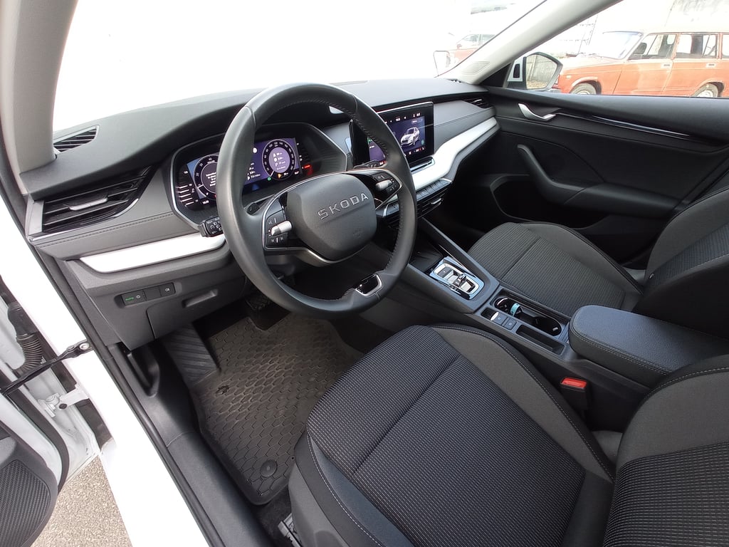 SKODA Octavia 2026 — imagine 13