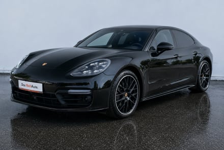 Porsche Panamera 4 E-Hybrid Platinum Edition