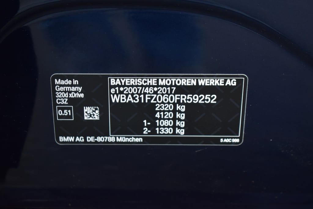 BMW Seria 3 2023 — imagine 13