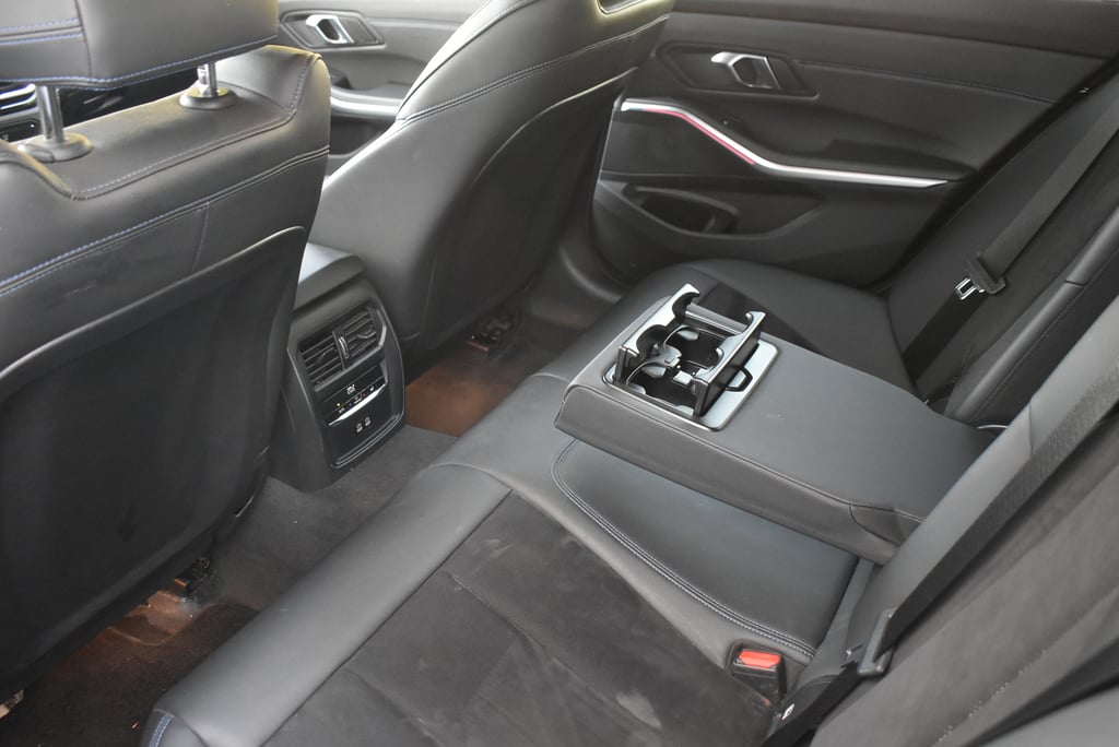 BMW Seria 3 2023 — imagine 6