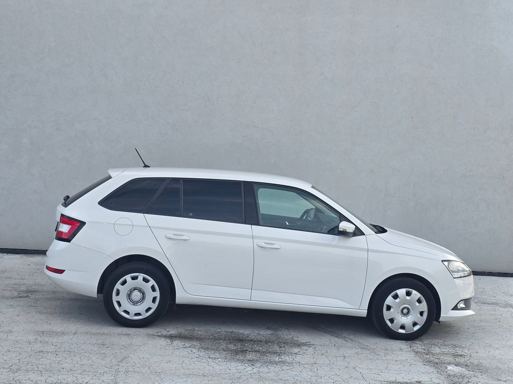 SKODA Fabia Combi 2021 — imagine 6