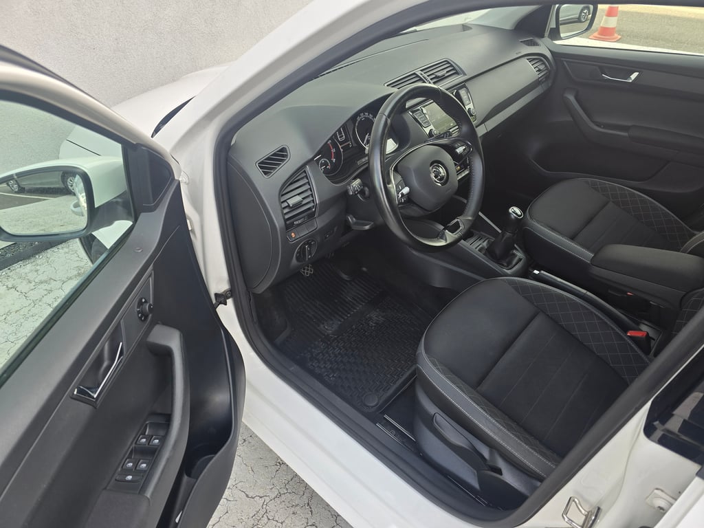 SKODA Fabia Combi 2021 — imagine 9