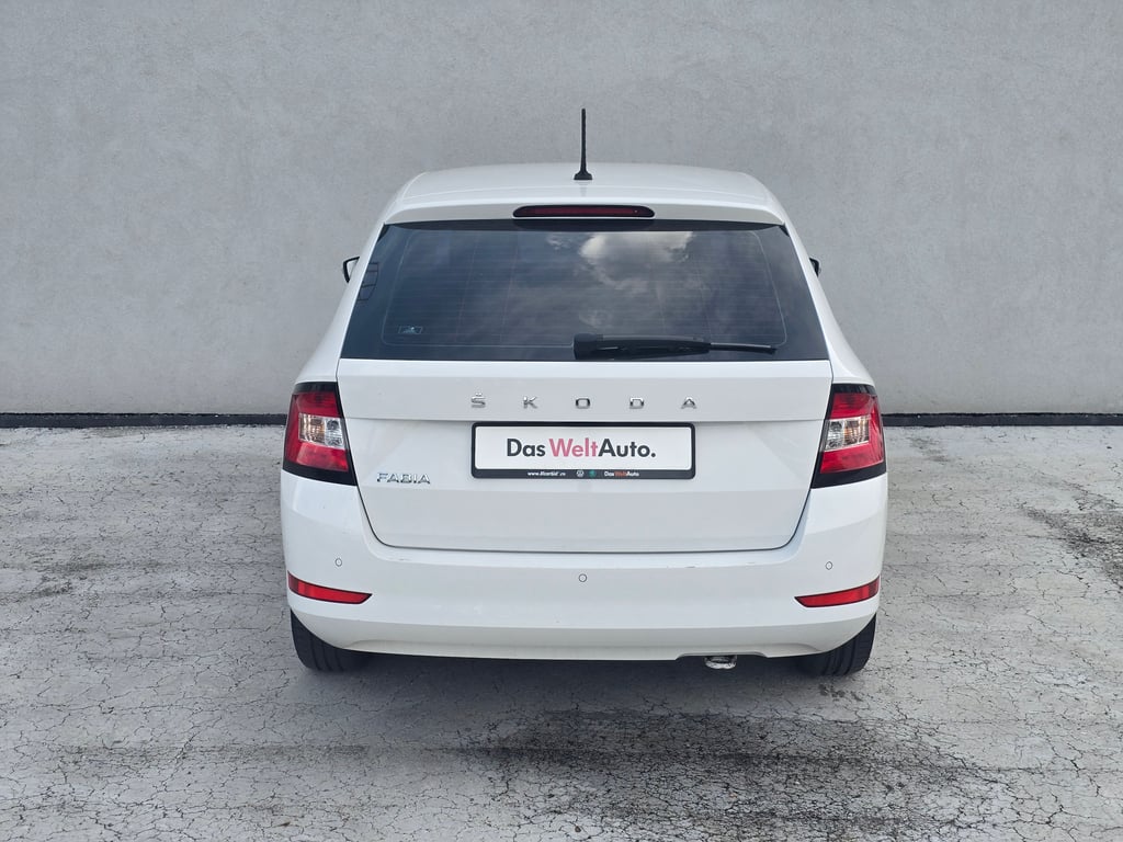 SKODA Fabia Combi 2021 — imagine 4