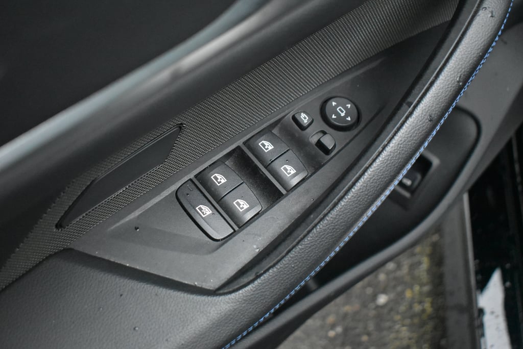 BMW Seria 4 2025 — imagine 11