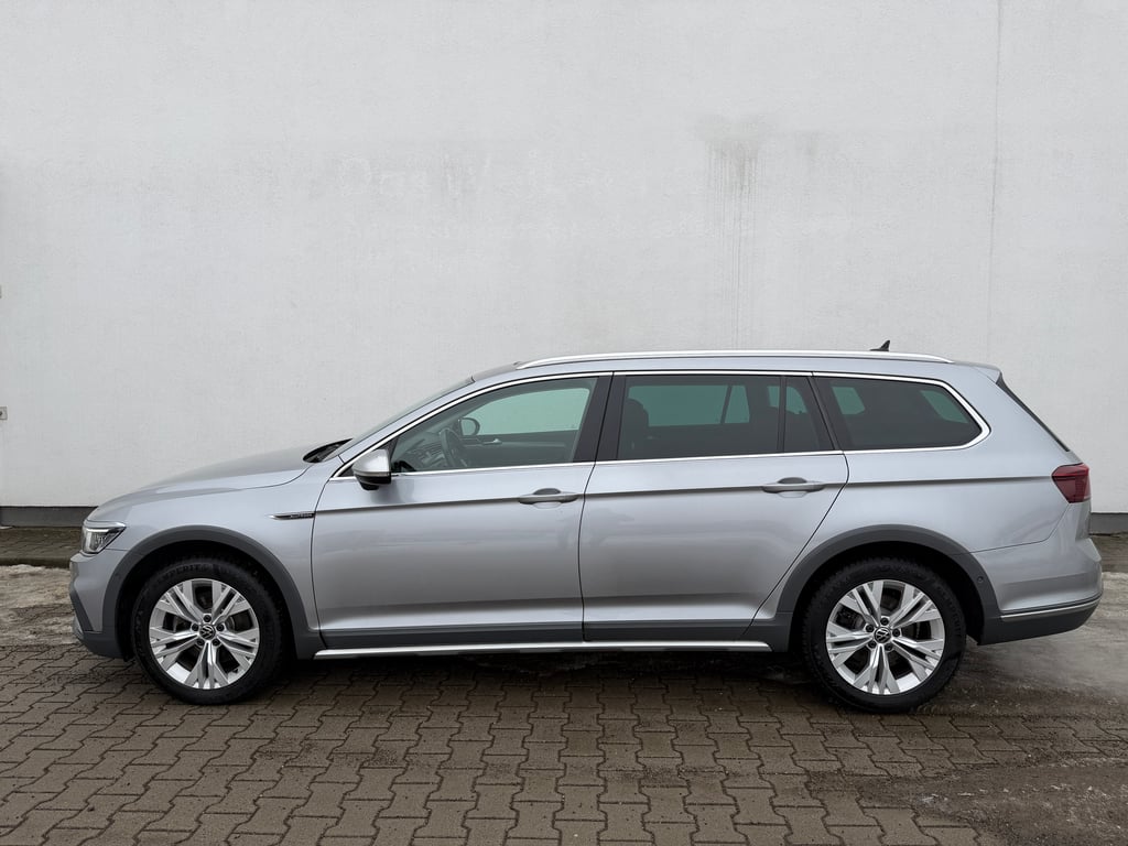 VOLKSWAGEN Passat Alltrack 2022 — imagine 2