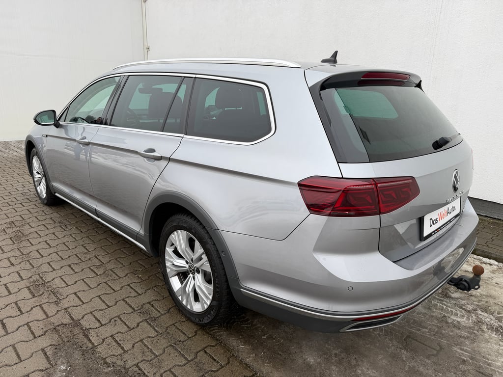 VOLKSWAGEN Passat Alltrack 2022 — imagine 3