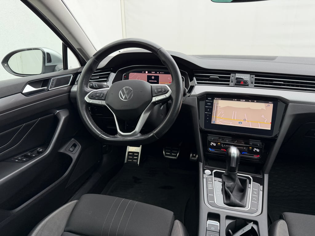 VOLKSWAGEN Passat Alltrack 2022 — imagine 11