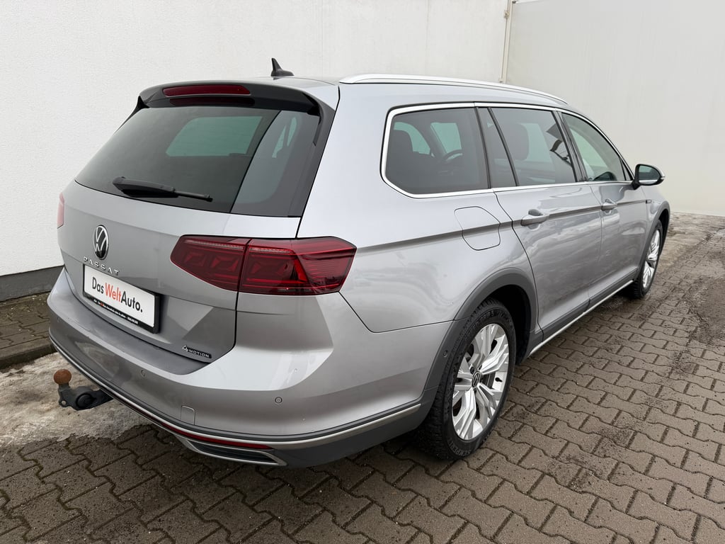 VOLKSWAGEN Passat Alltrack 2022 — imagine 6