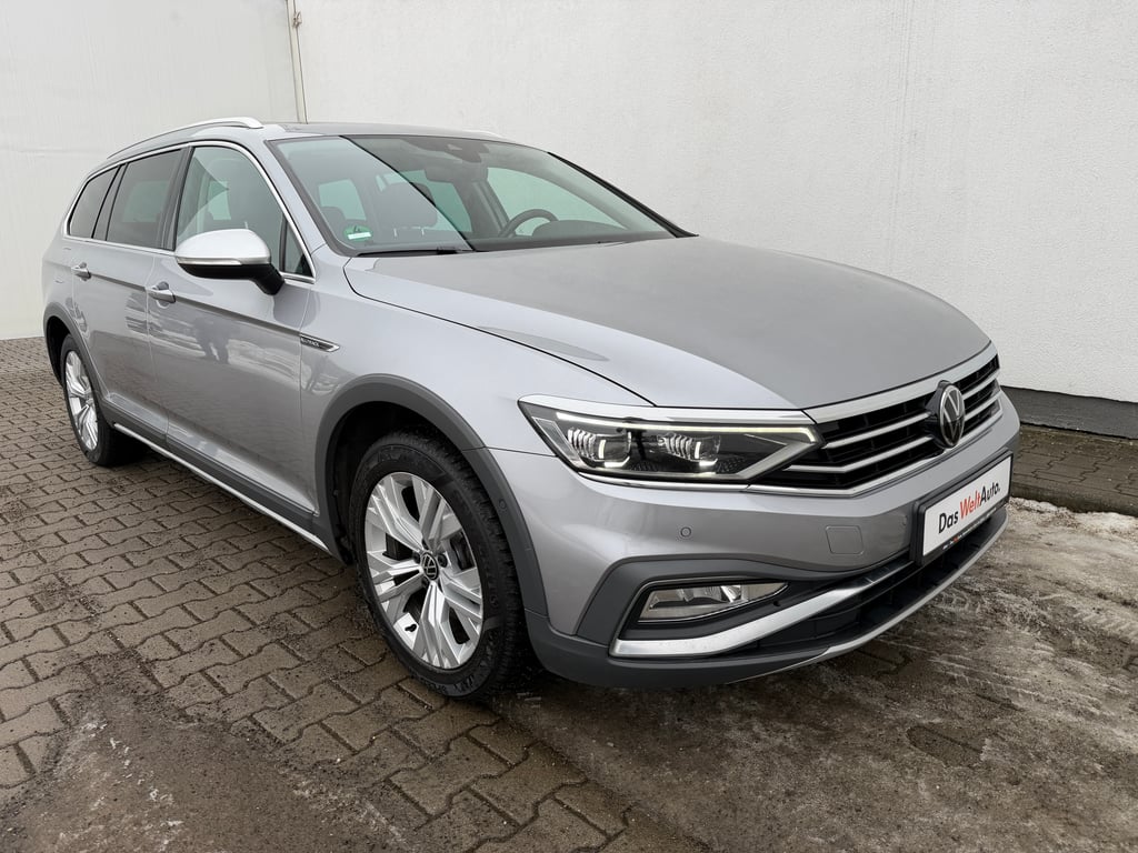 VOLKSWAGEN Passat Alltrack 2022 — imagine 4