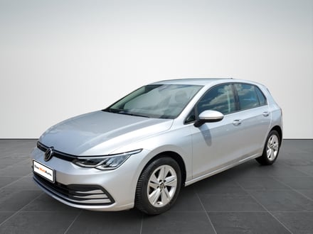 VW Noul Golf Life 1.5 eTSI ACT DSG mild hyb