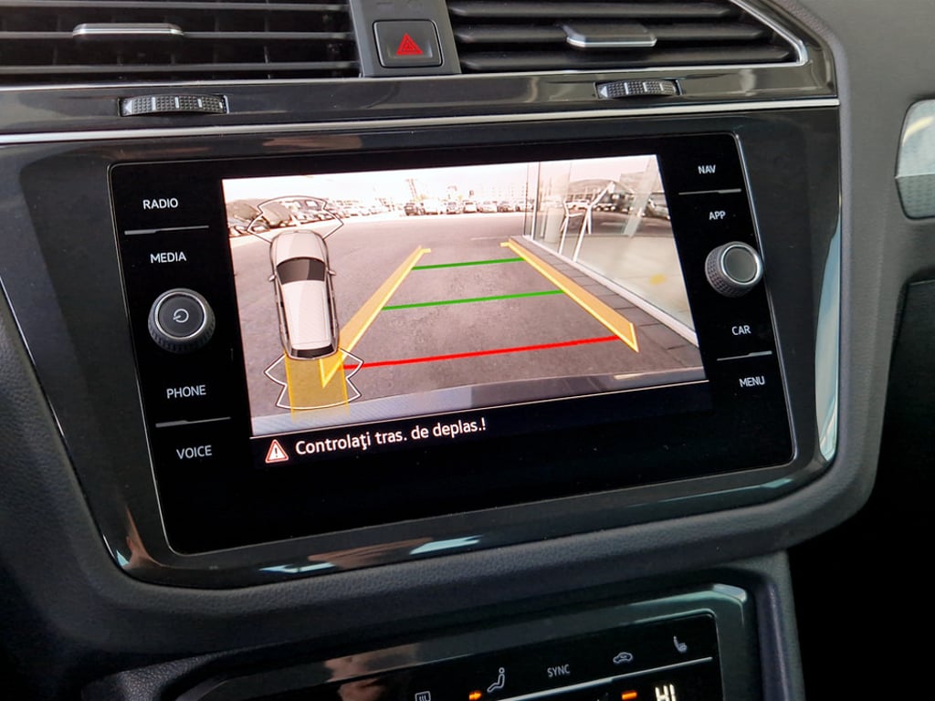 VOLKSWAGEN Tiguan 2022 — imagine 41