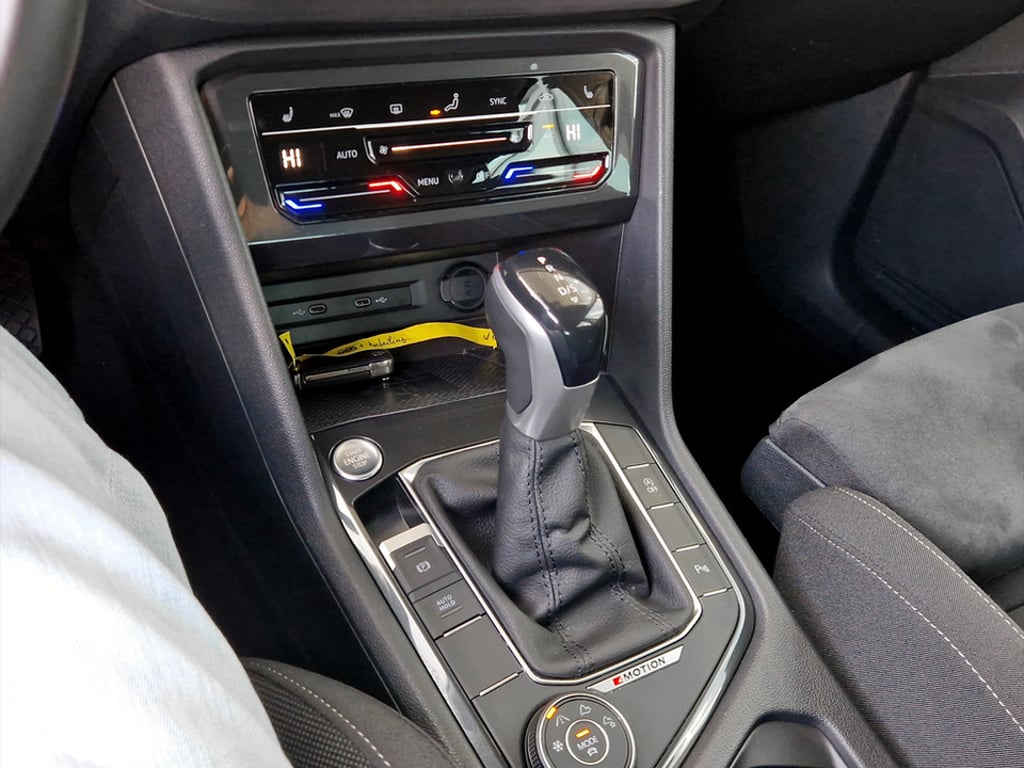 VOLKSWAGEN Tiguan 2022 — imagine 36