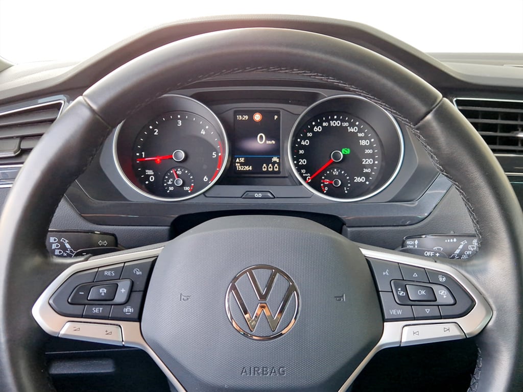 VOLKSWAGEN Tiguan 2022 — imagine 37