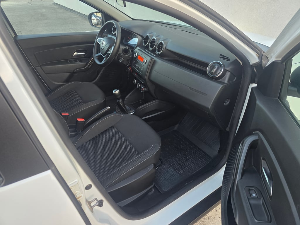 DACIA Duster 2021 — imagine 17