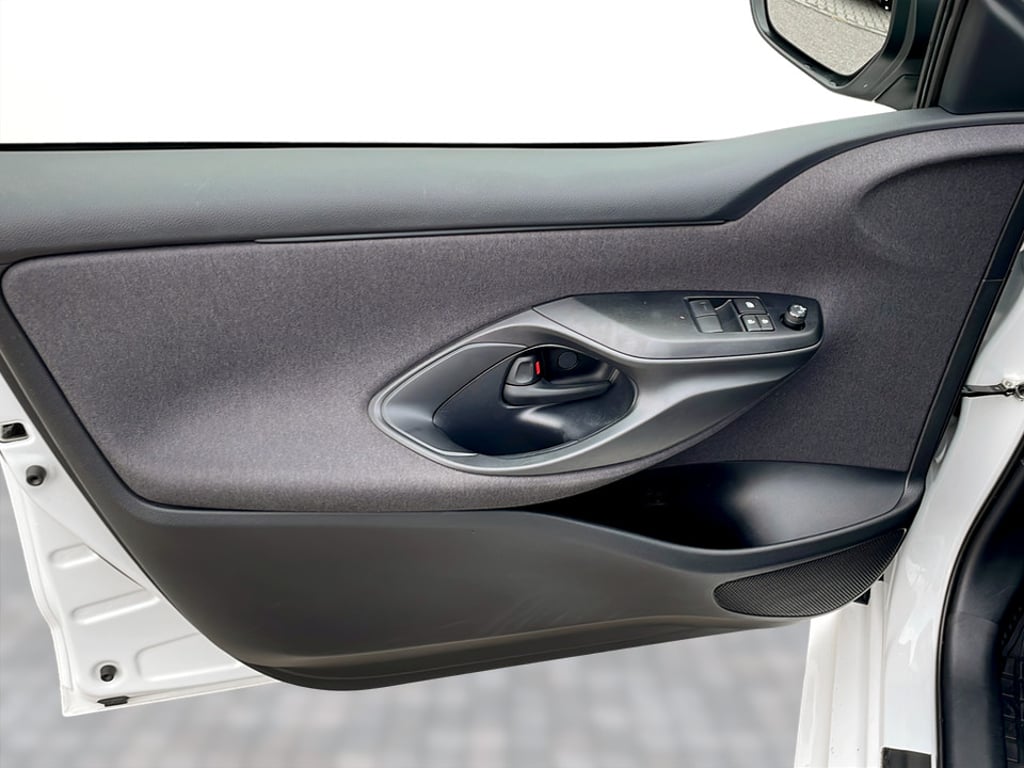 TOYOTA Yaris 2022 — imagine 12