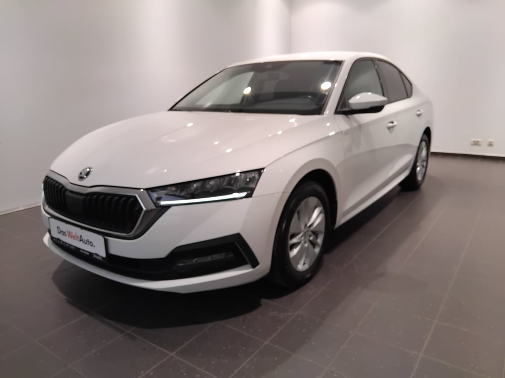 SKODA Octavia 2023 — imagine 6