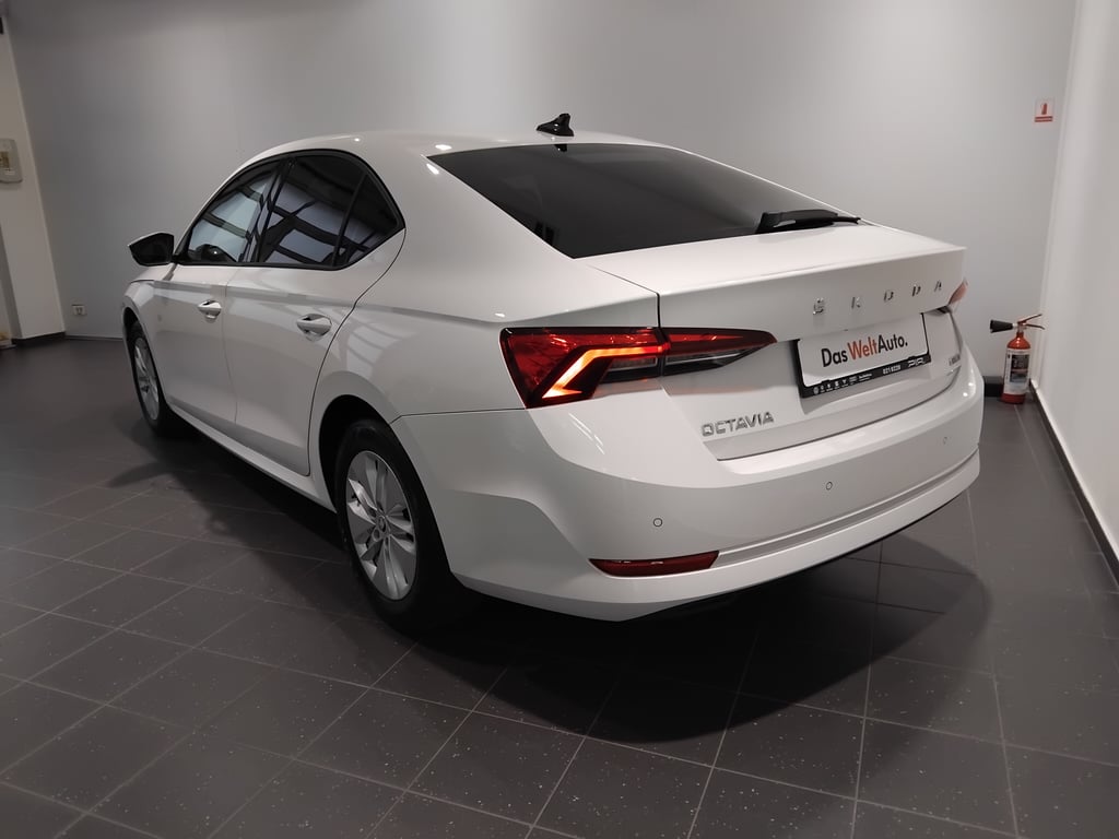 SKODA Octavia 2023 — imagine 2