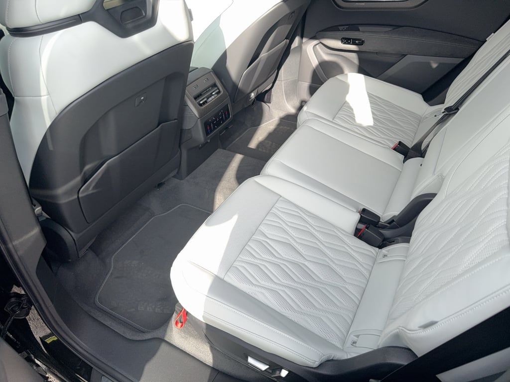 AUDI Q7 2026 — imagine 12