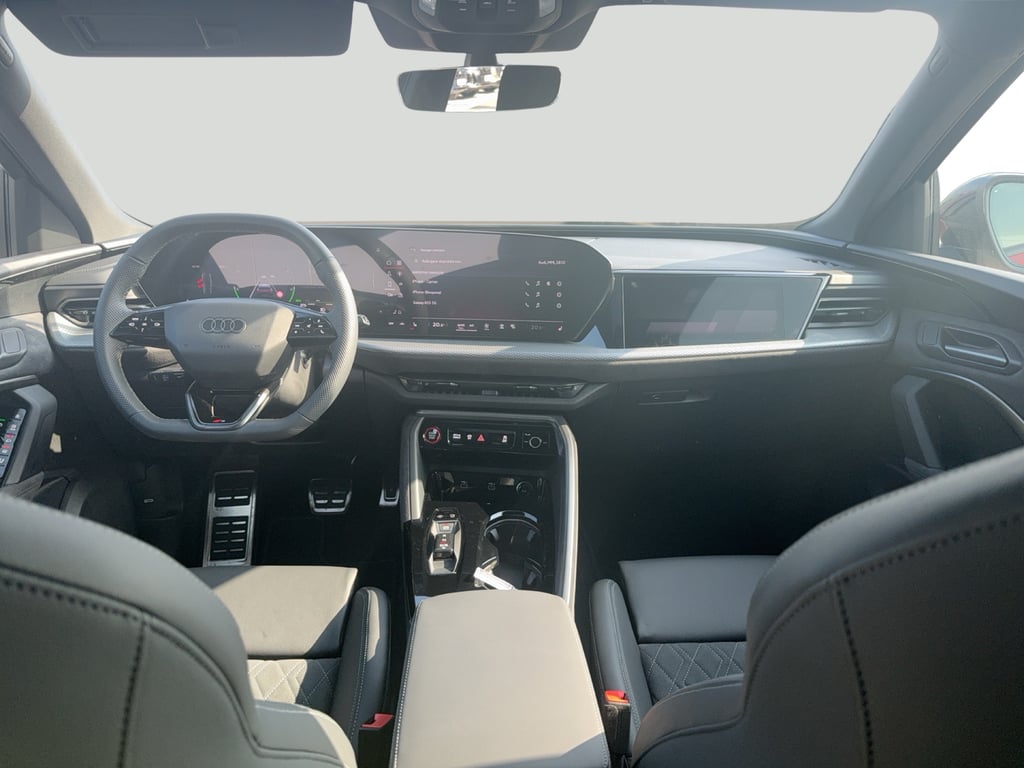 AUDI Q5 2025 — imagine 12