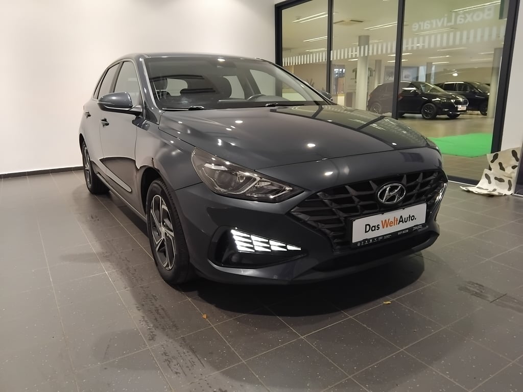 HYUNDAI i30 2023 — imagine 7