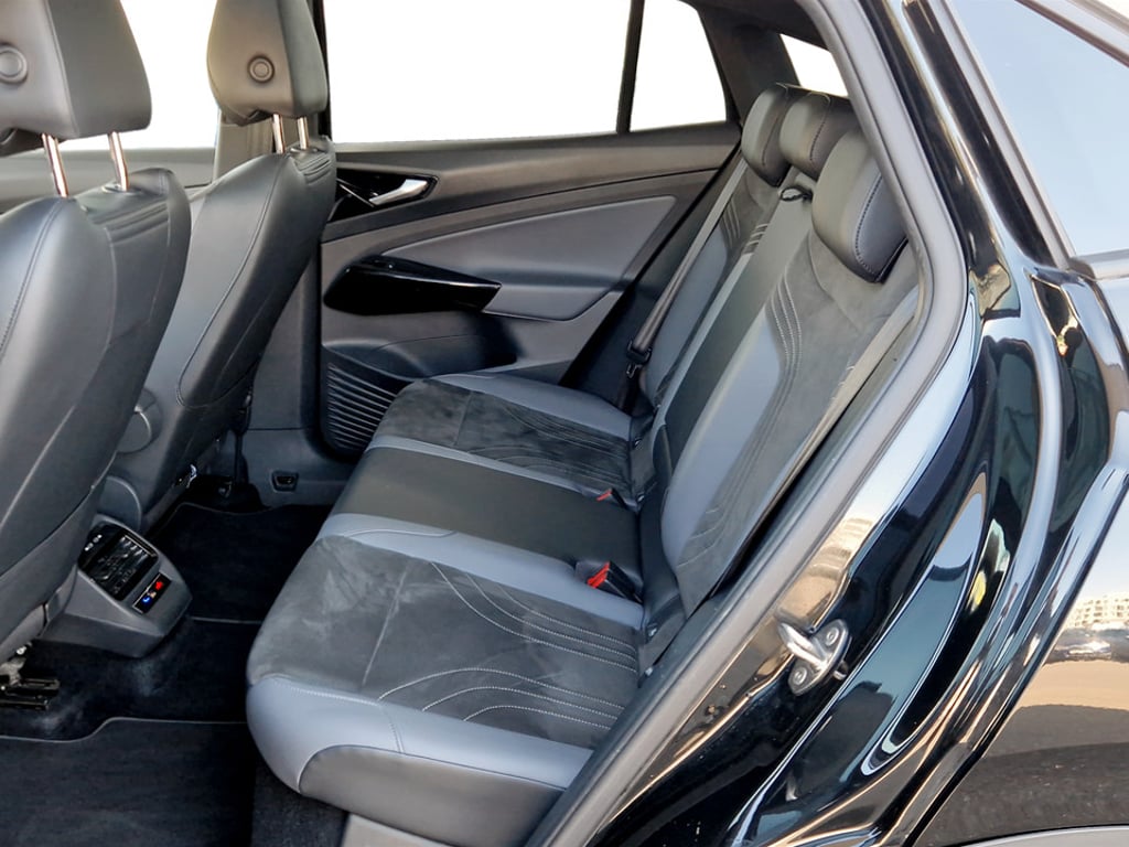VOLKSWAGEN ID.5 2023 — imagine 12