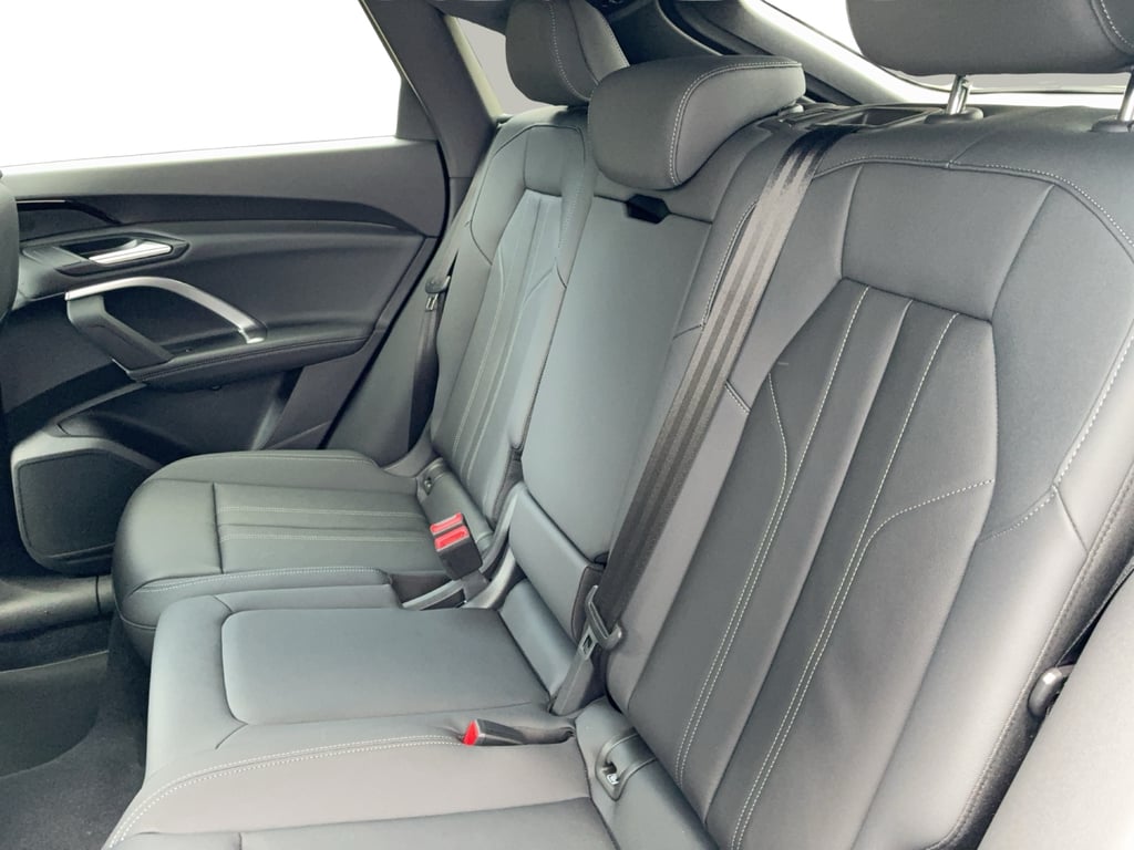 AUDI Q5 2025 — imagine 11