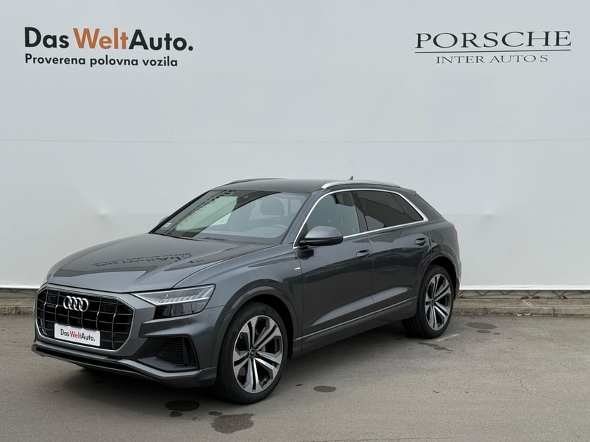 Audi Q8 55 TFSI quattro Tiptronic