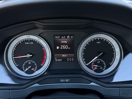 Škoda Superb Combi Ambition 1.5 TSI ACT DSG