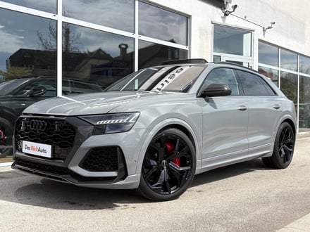 Audi RSQ8 TFSI quattro