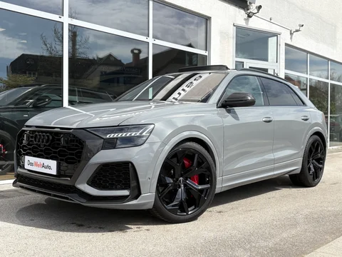 Audi RSQ8