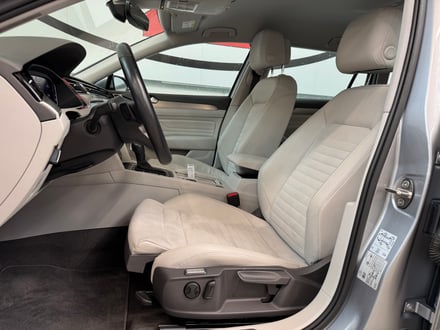 VW Passat Variant 2,0 TDI BMT SCR Elegance DSG