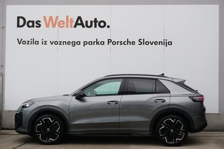 VW Novi T-Roc R-Line 1.5 eTSI