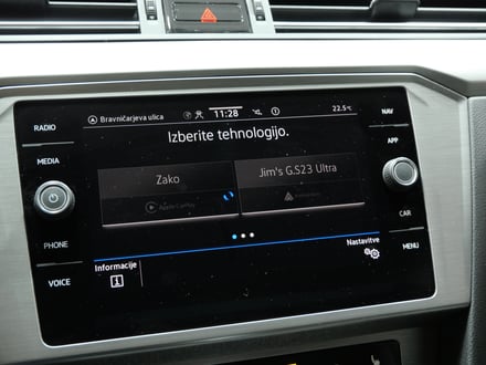 VW Novi Passat Variant Business