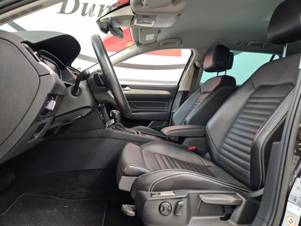 VW Novi Passat Variant Elegance
