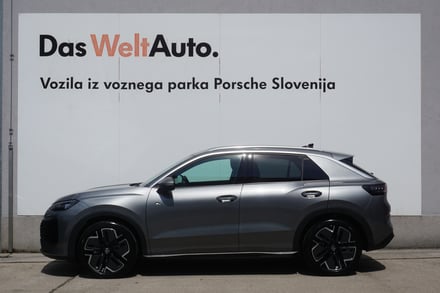VW Novi T-Roc R-Line 1.5 eTSI