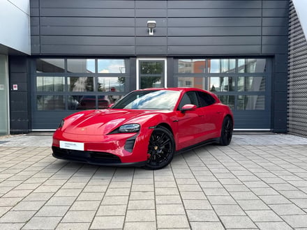 Porsche Taycan GTS Sport Turismo