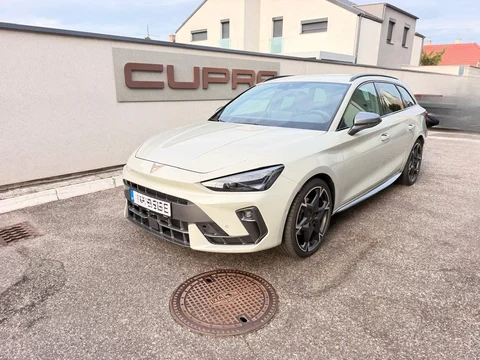 CUPRA Leon