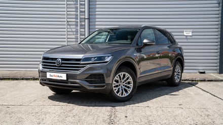 VW Touareg Basis 4Motion