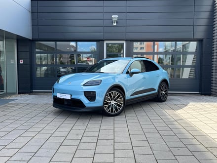 Porsche Macan 4