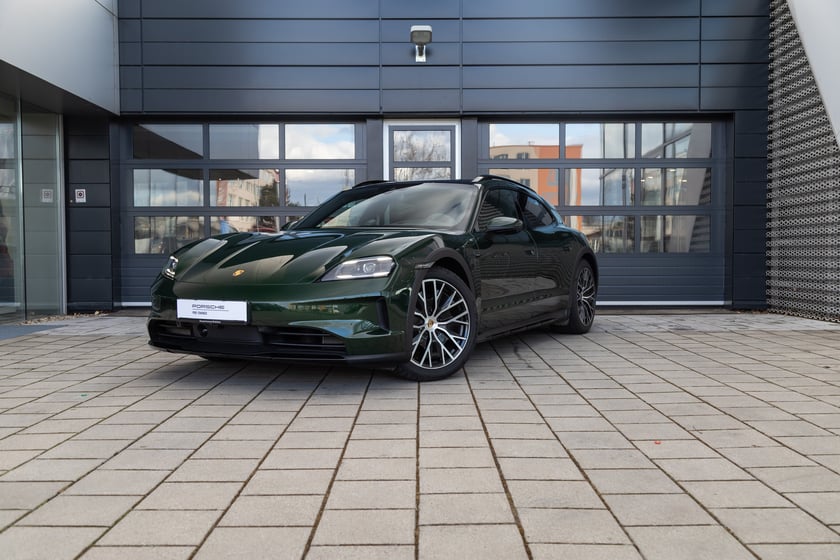 Porsche Taycan 4 Cross Turismo