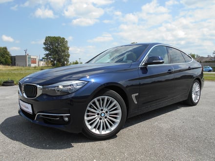 BMW 330i xDrive GT A/T