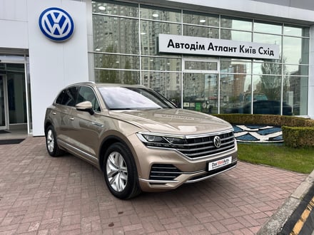 VW Touareg Elegance 3.0 V6 TDI