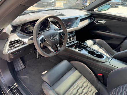 Audi RS e-tron GT