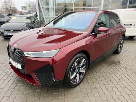 BMW iX xDrive40 71kWh