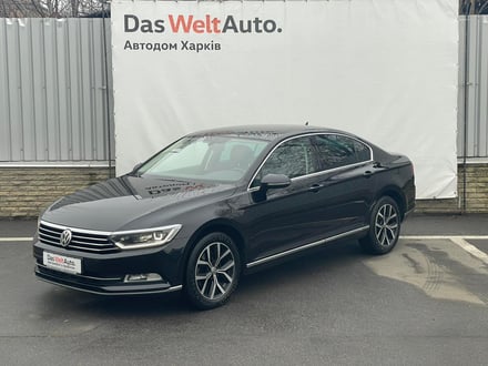 VW Passat Premium 2.0 TDI DSG