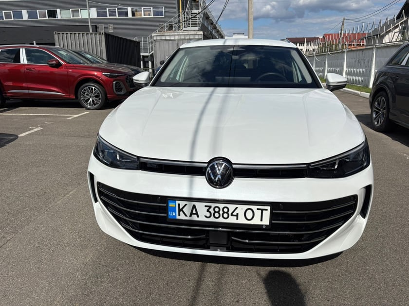 VW Новий Passat Elegance 2.0 TDI