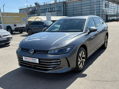 VW Passat Variant