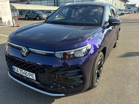 VW Tayron