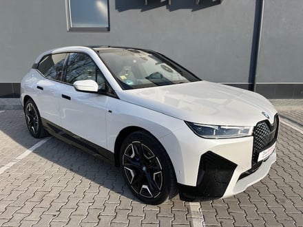 BMW iX M60 105kWh